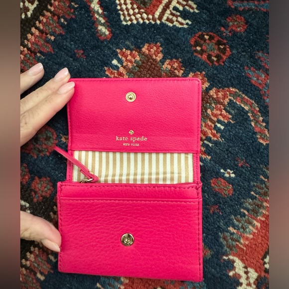 Never Used: Kate Spade Wallet/Coin Purse - Picture 2 of 4